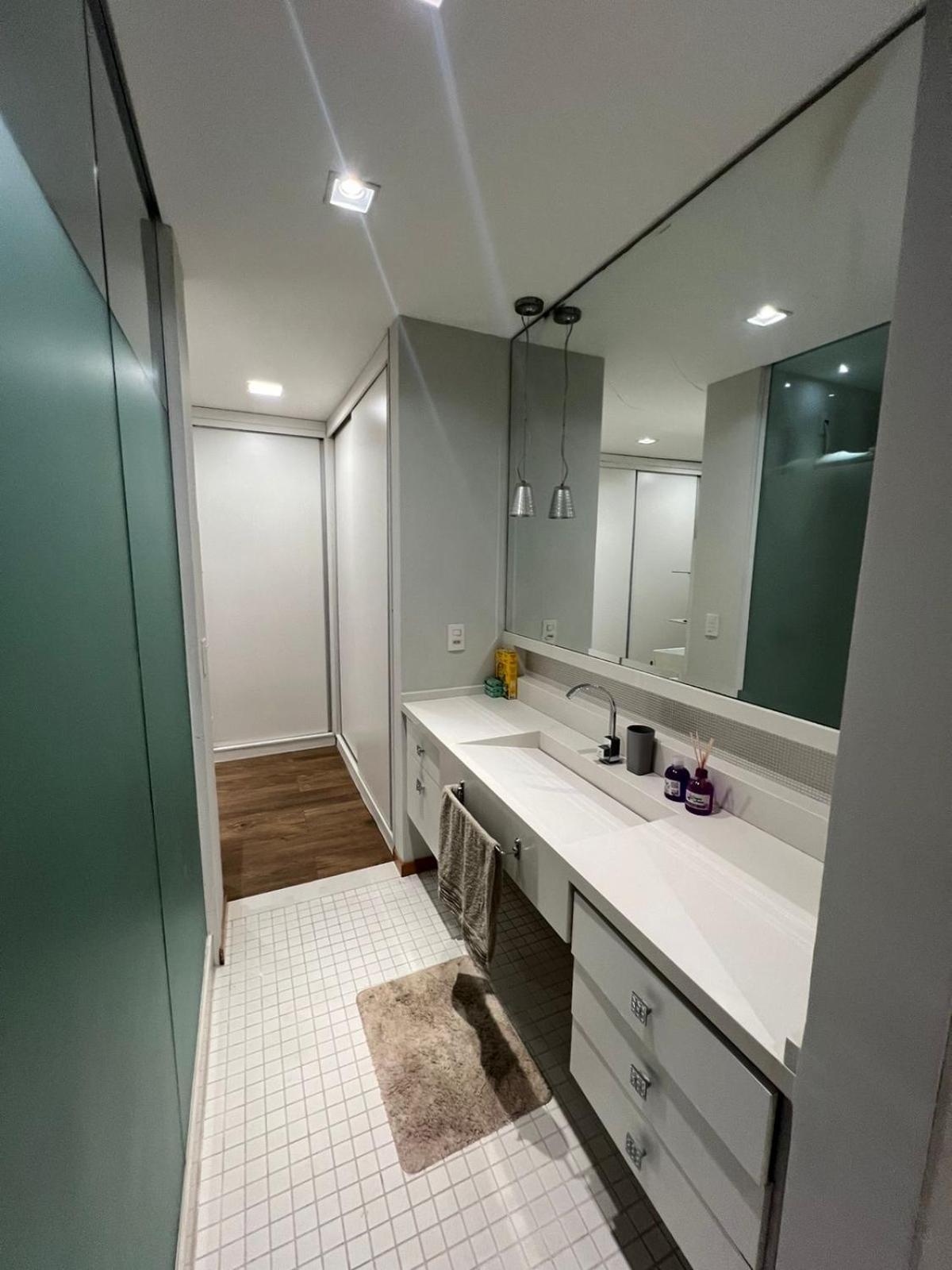 Apt 3Q Luxo Com Ar E Jacuzzi Na Beira Mar Guarapari Kültér fotó